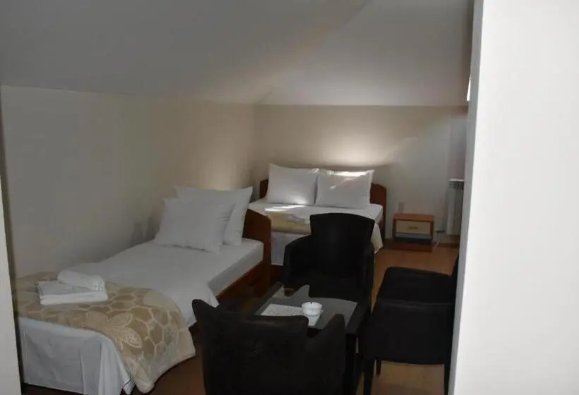 آپارتمان 2 خوابه, Aparthotel Koliba