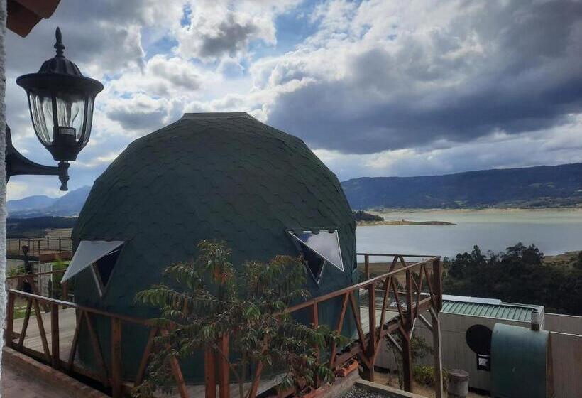 Standard Tent, Benigno Mirador