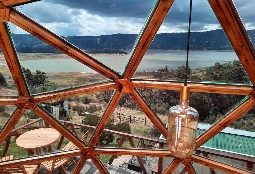 Standard Tent, Benigno Mirador