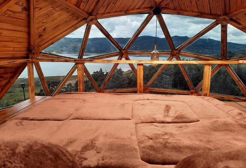 Standard Tent, Benigno Mirador