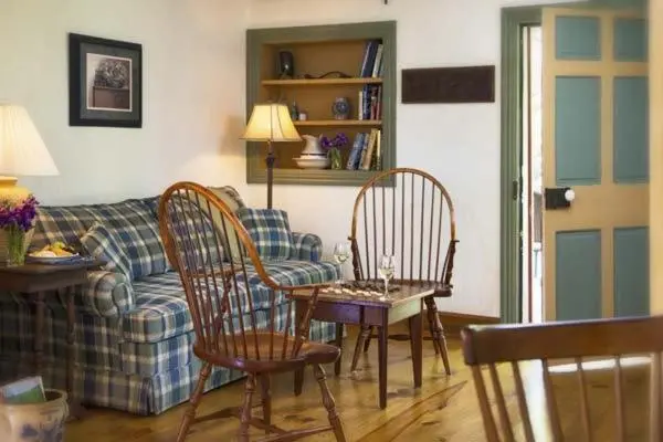デラックススイート, Jacob Rohrbach Inn