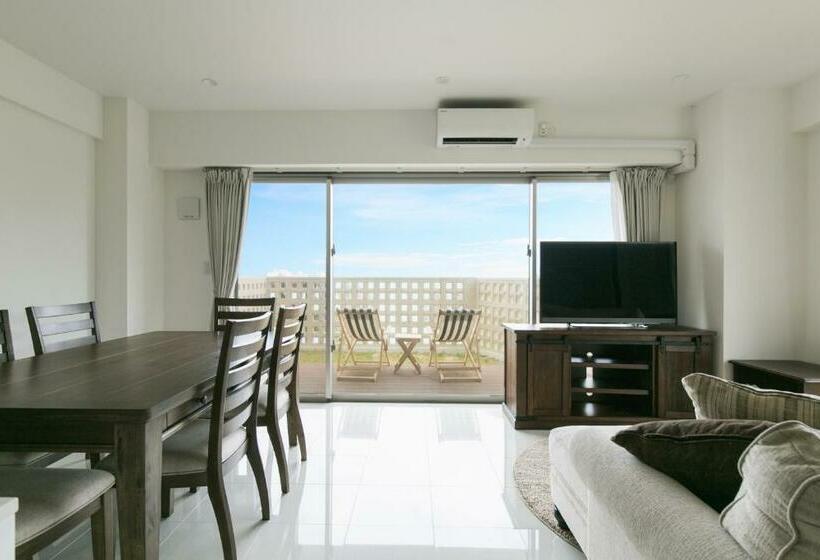 Люкс, Hideout Okinawa Uruma
