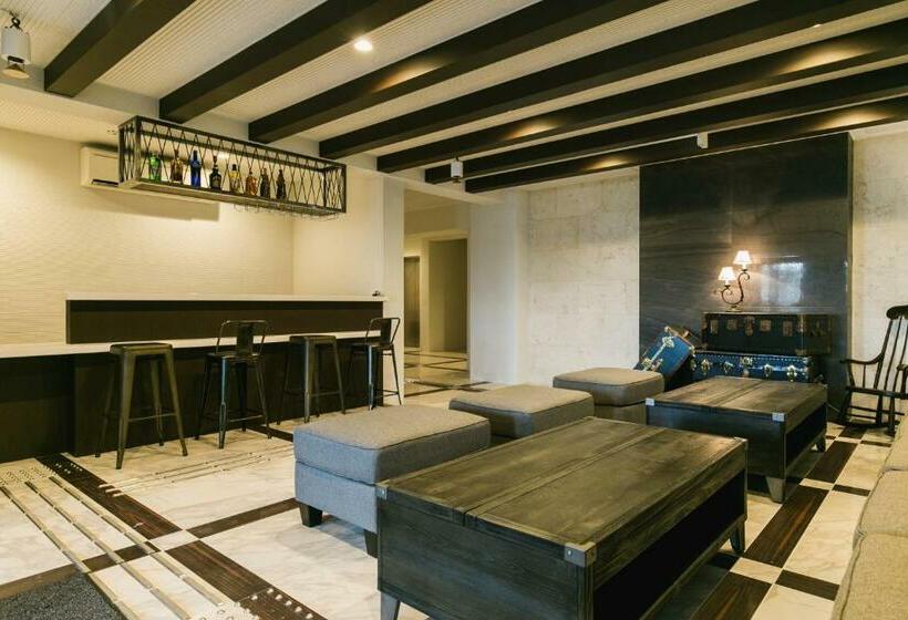 סוויטה, Hideout Okinawa Uruma