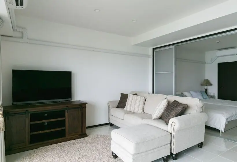 Suite with Terrace, Hideout Okinawa Uruma