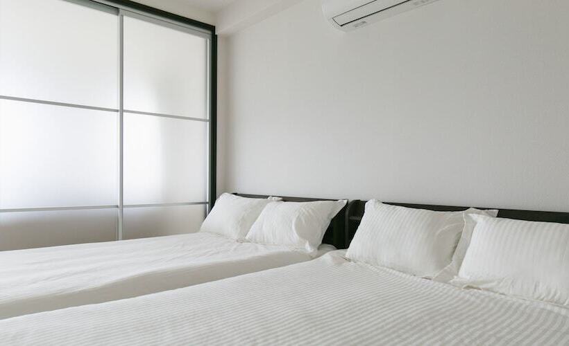 סוויטה, Hideout Okinawa Uruma