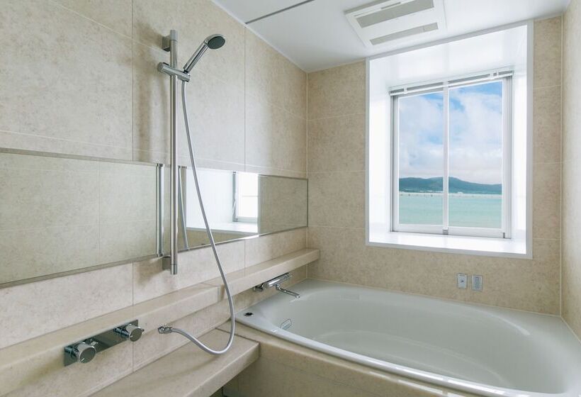 סוויטה משפחתית, Hideout Okinawa Uruma