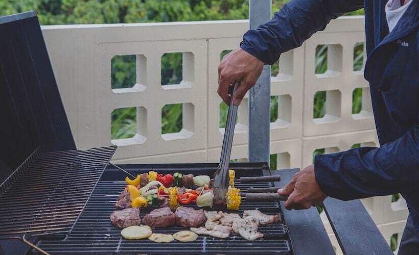 סוויטה, Hideout Okinawa Uruma