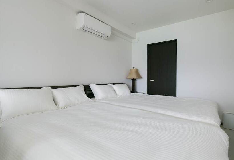 סוויטה עם טרסה, Hideout Okinawa Uruma