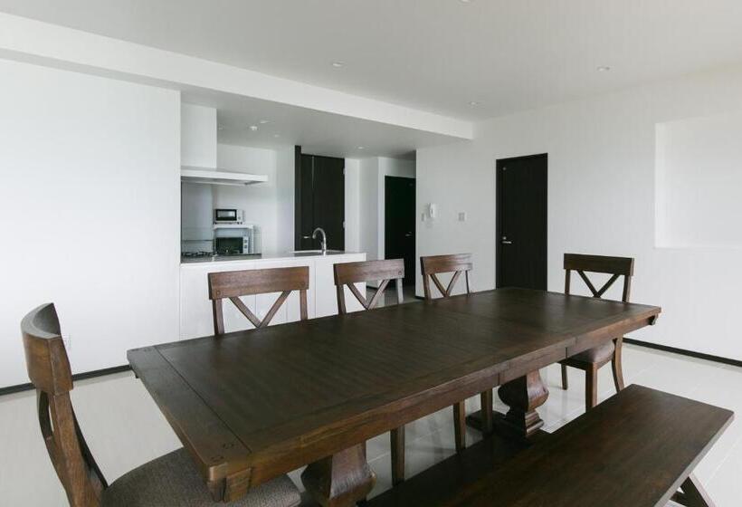 סוויטה משפחתית, Hideout Okinawa Uruma