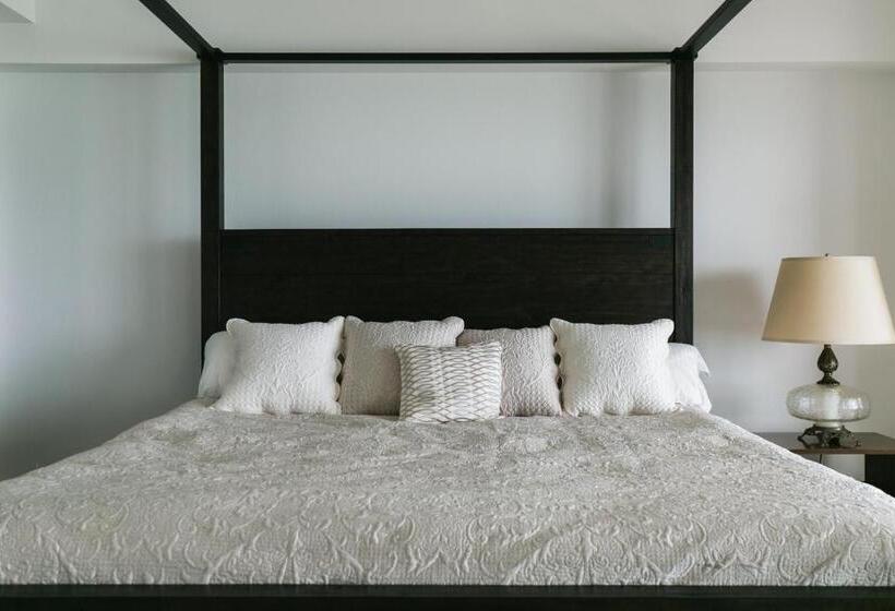 סוויטה דלוקס, Hideout Okinawa Uruma