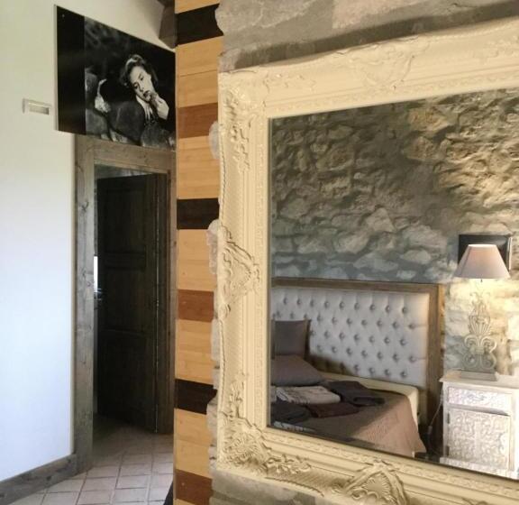 수피리어 룸 산전망, La Portella