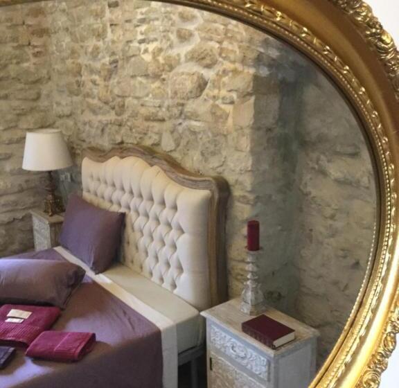 수피리어 룸, La Portella