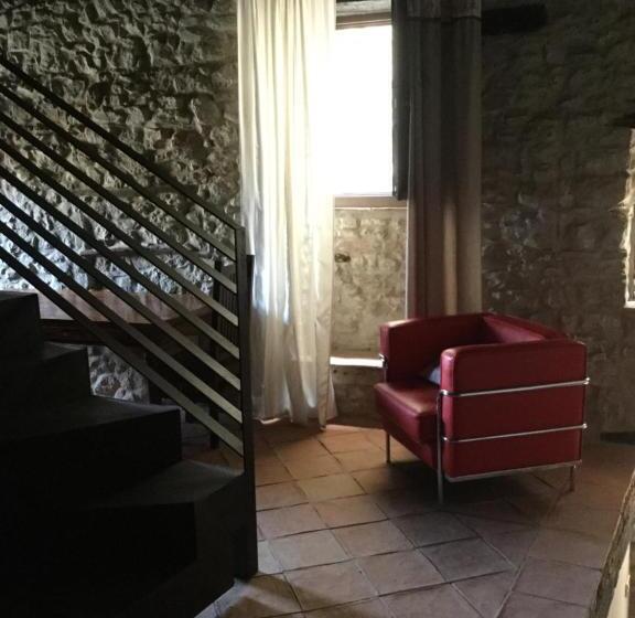 컴포트 트리플 룸, La Portella