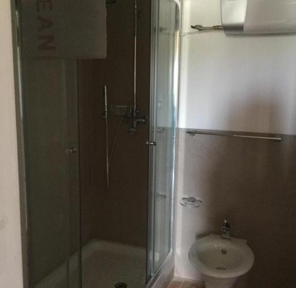 컴포트 트리플 룸, La Portella