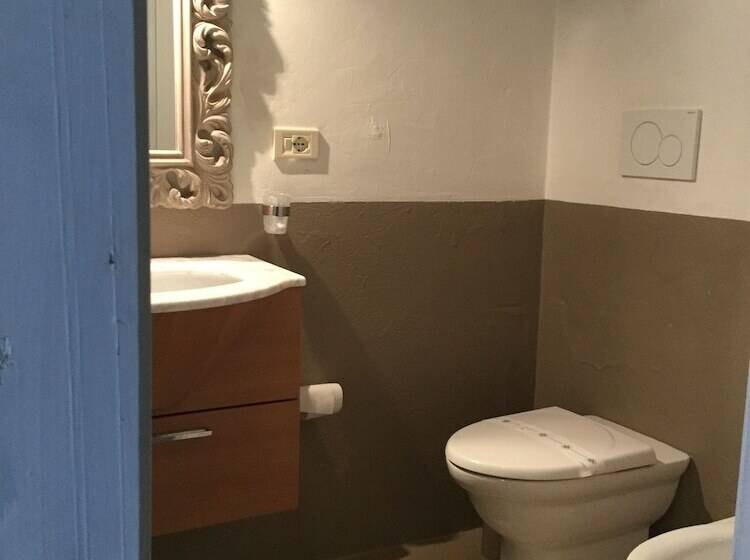 수피리어 룸, La Portella