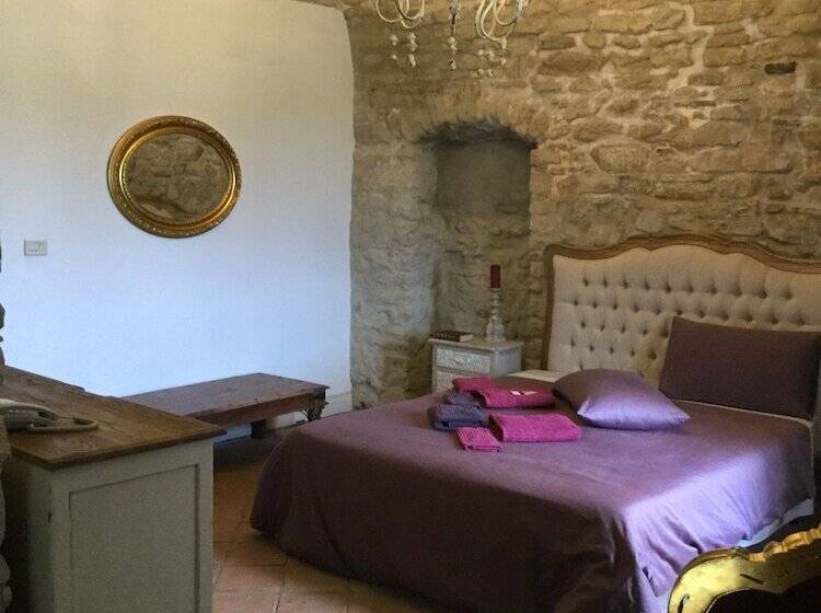 수피리어 룸, La Portella