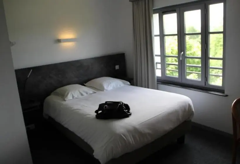 Standard Yhden Hengen Huone, Restaurant Le Tout Va Bien