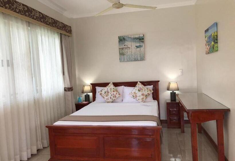 Номер Стандарт Вид на Море, Ocean Breeze Resort