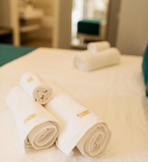 Трехместный Номер Deluxe, Golden Residence