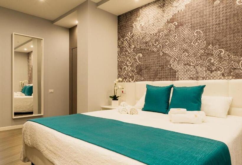 Трехместный Номер Deluxe, Golden Residence