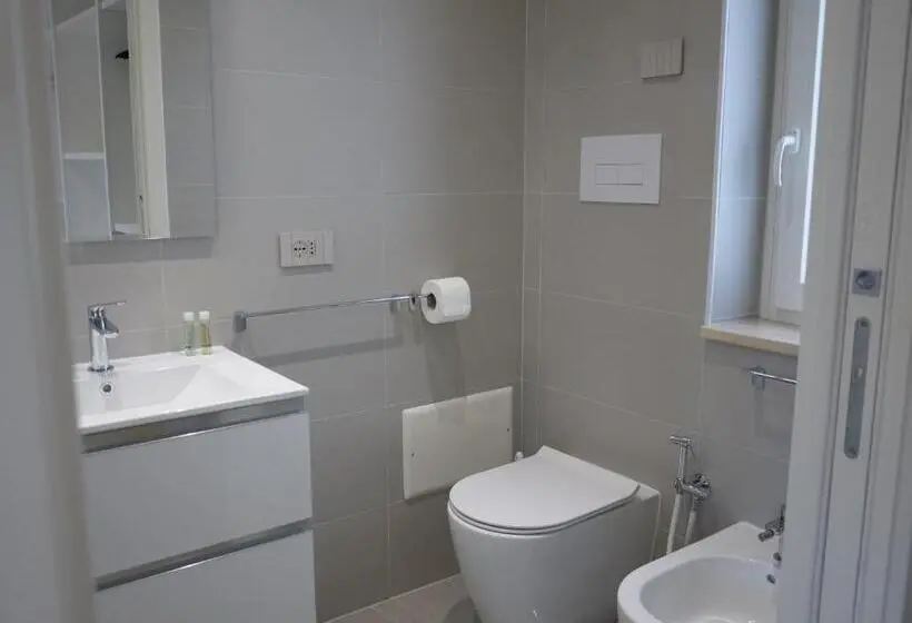 Deluxe-perhehuone, Golden Residence