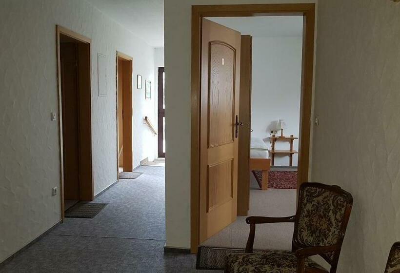 غرفة قياسية, Frankenstube Winkelhaid