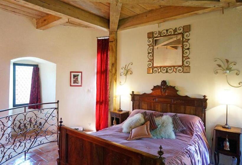 Люкс с Бассейном, Chambre D'hôtes Au Château De Belcastel