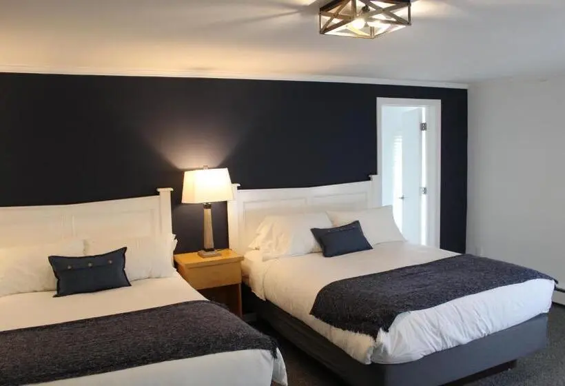 デラックスの4人部屋, Catskill Seasons Inn