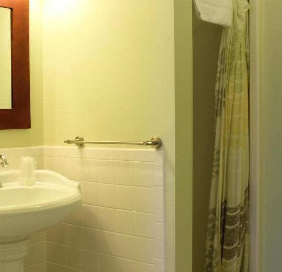 חדר דלוקס, Catskill Seasons Inn