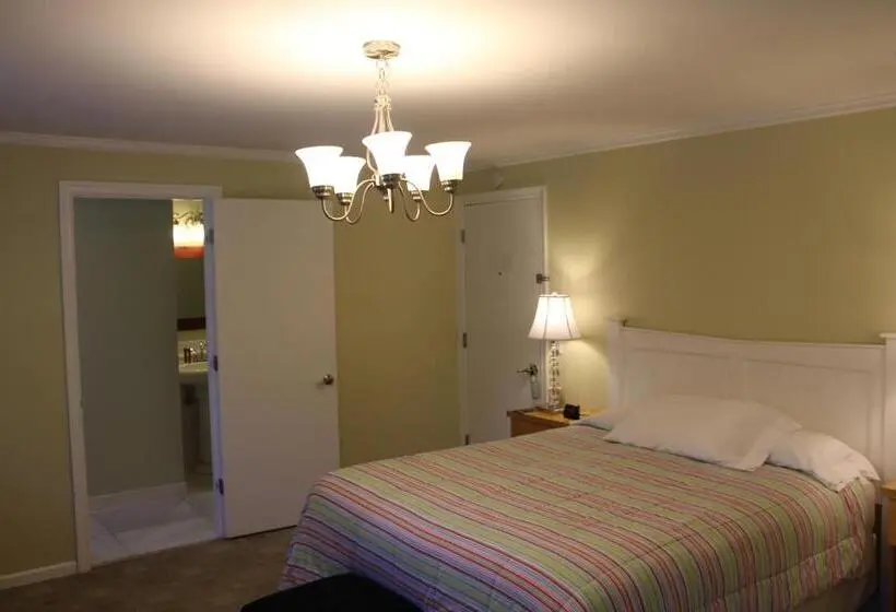 デラックスルーム, Catskill Seasons Inn