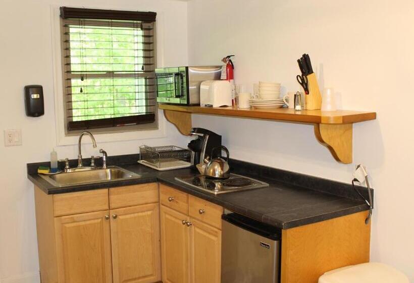 Стандартный Номер Кровать Кинг, Catskill Seasons Inn