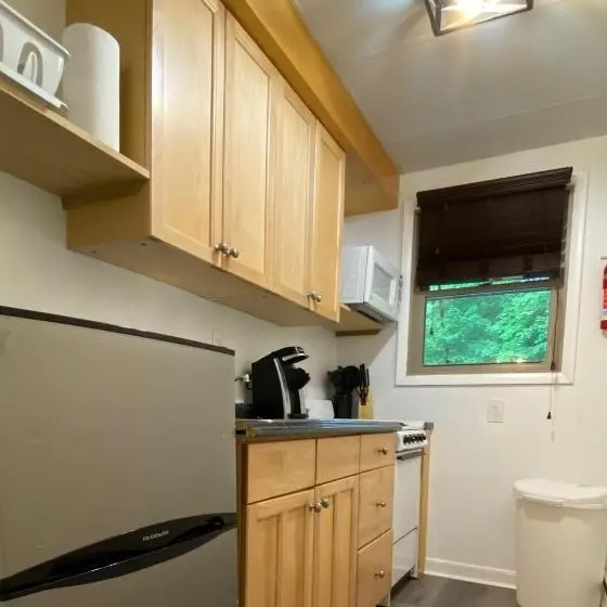 スタンダード4人部屋, Catskill Seasons Inn