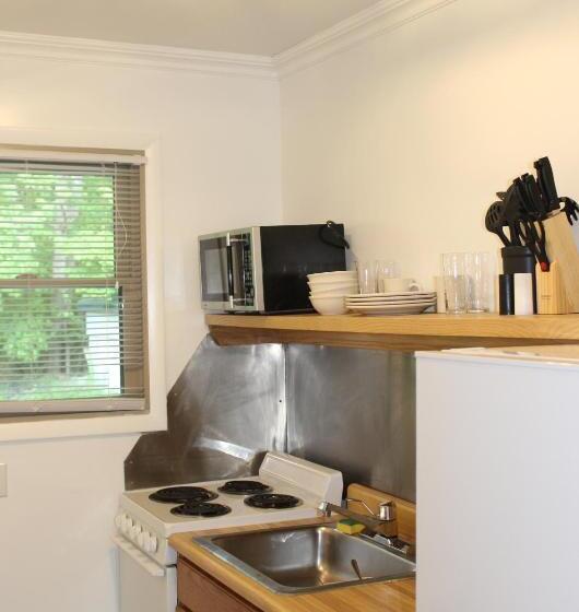 חדר סטנדרט עם מיטת קינג, Catskill Seasons Inn