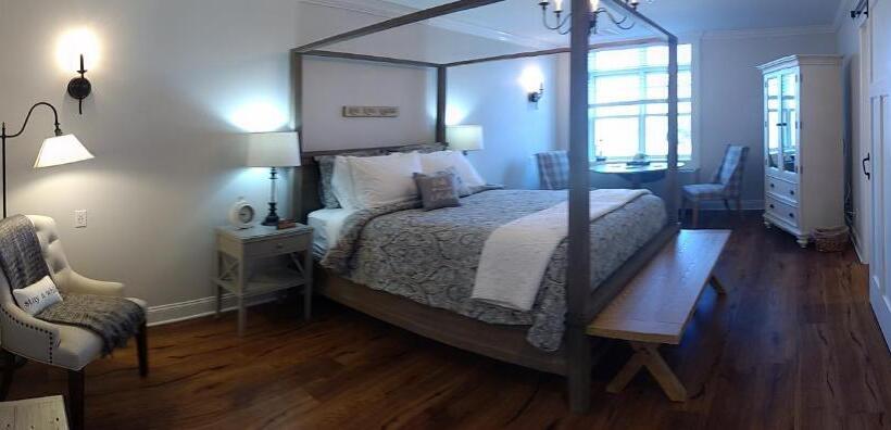 חדר סטנדרט עם מיטת קינג, Harbor House Inn