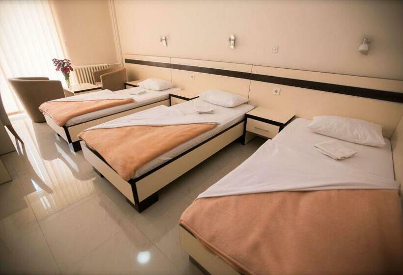 اتاق کلاسیک سه تخته, Zelengora