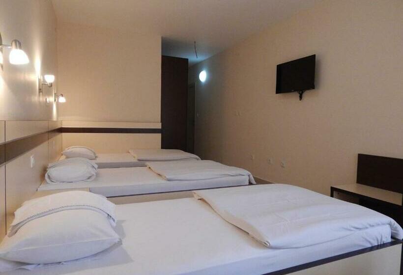 اتاق کلاسیک سه تخته, Zelengora