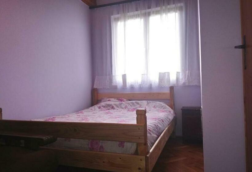 اتاق استاندارد, Guest House Little Heaven