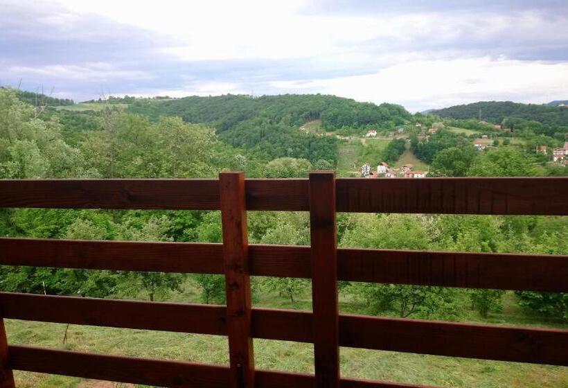 اتاق استاندارد سه نفره, Guest House Little Heaven