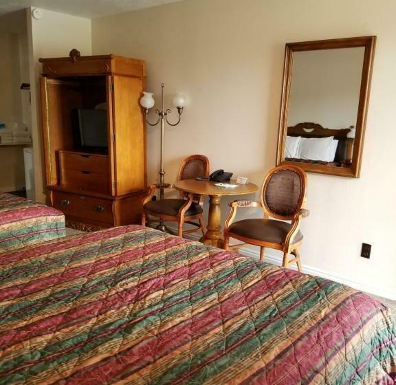 Номер Стандарт, Plaza Motel