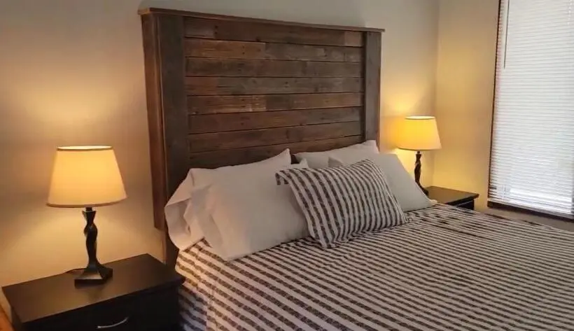 Standard-huone, Rock Creek Mercantile & Motel