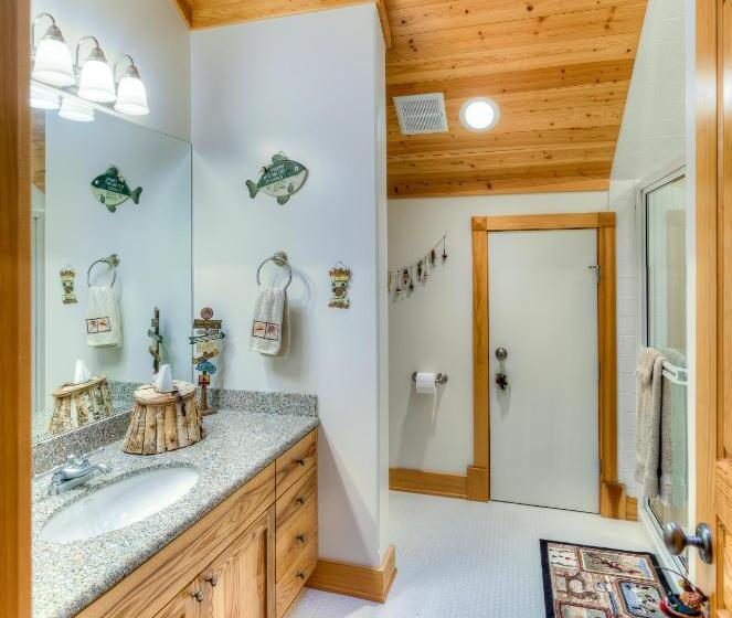 Люкс Кровать Кинг, The Lodge At Trout Creek Bed And Breakfast