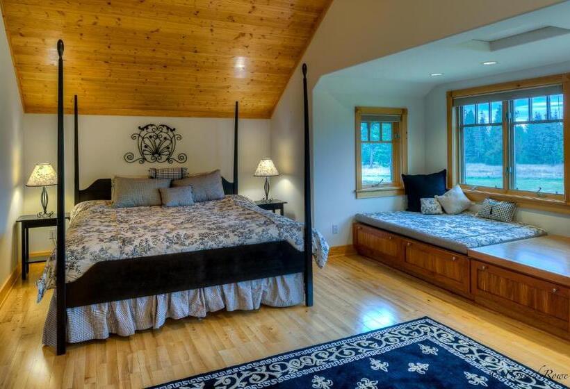 Люкс Deluxe Кровать Кинг, The Lodge At Trout Creek Bed And Breakfast