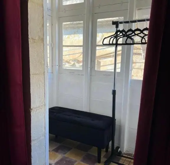 اتاق استاندارد با تراس, Phi Home Bormla