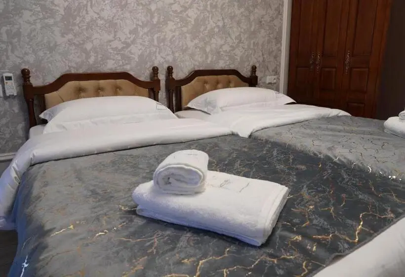 Chambre Standard, Kochana