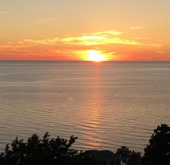 Triple Room Sea View, Inn David