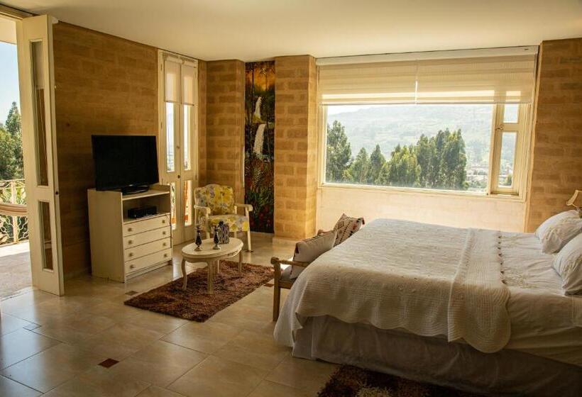 발코니가 있는 스위트, Bella Tierra Hotel Boutique