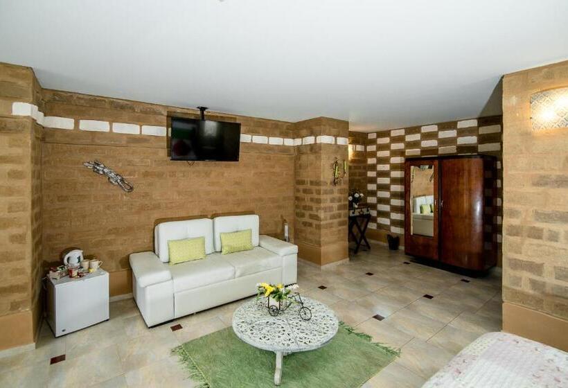 バルコニー付きジュニアスイート, Bella Tierra Hotel Boutique