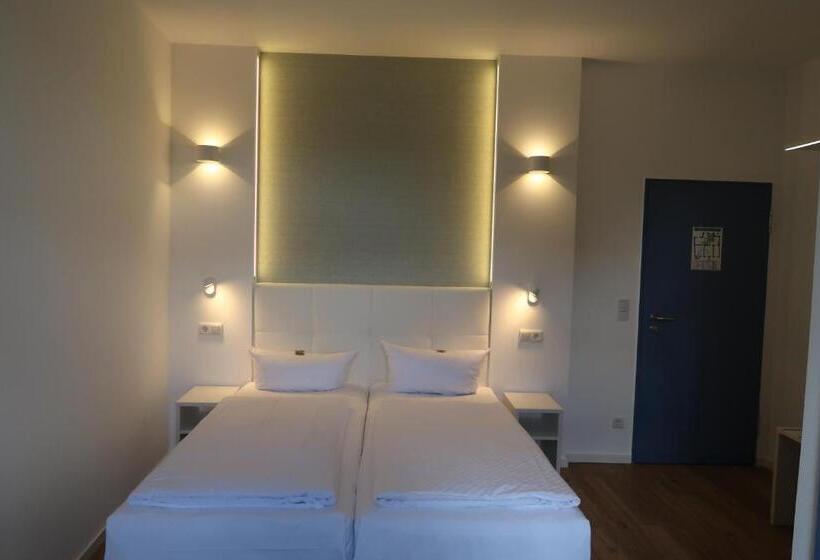 스탠다드 룸, Spreeufer