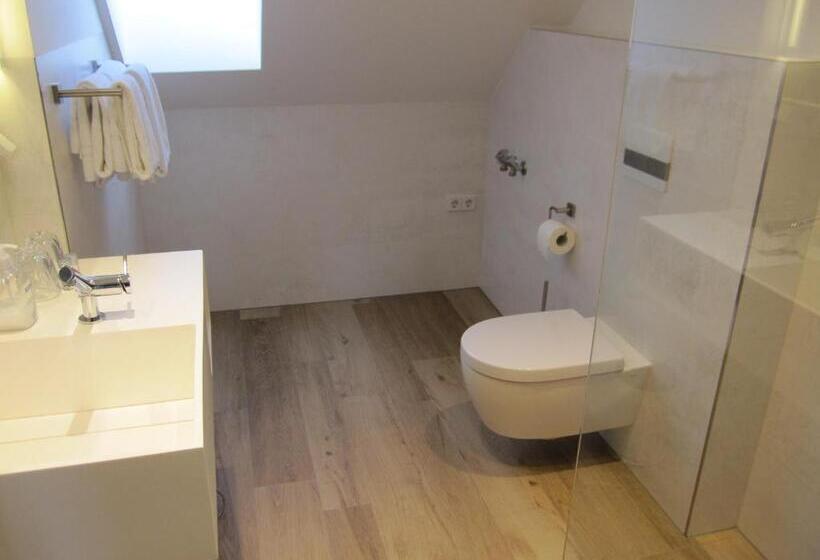 침실 1개 아파트, Spreeufer