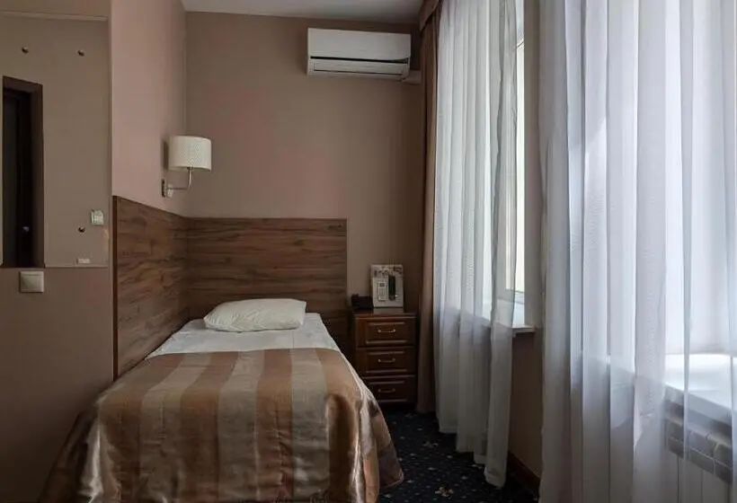 اتاق استاندارد یک نفره, Victoria